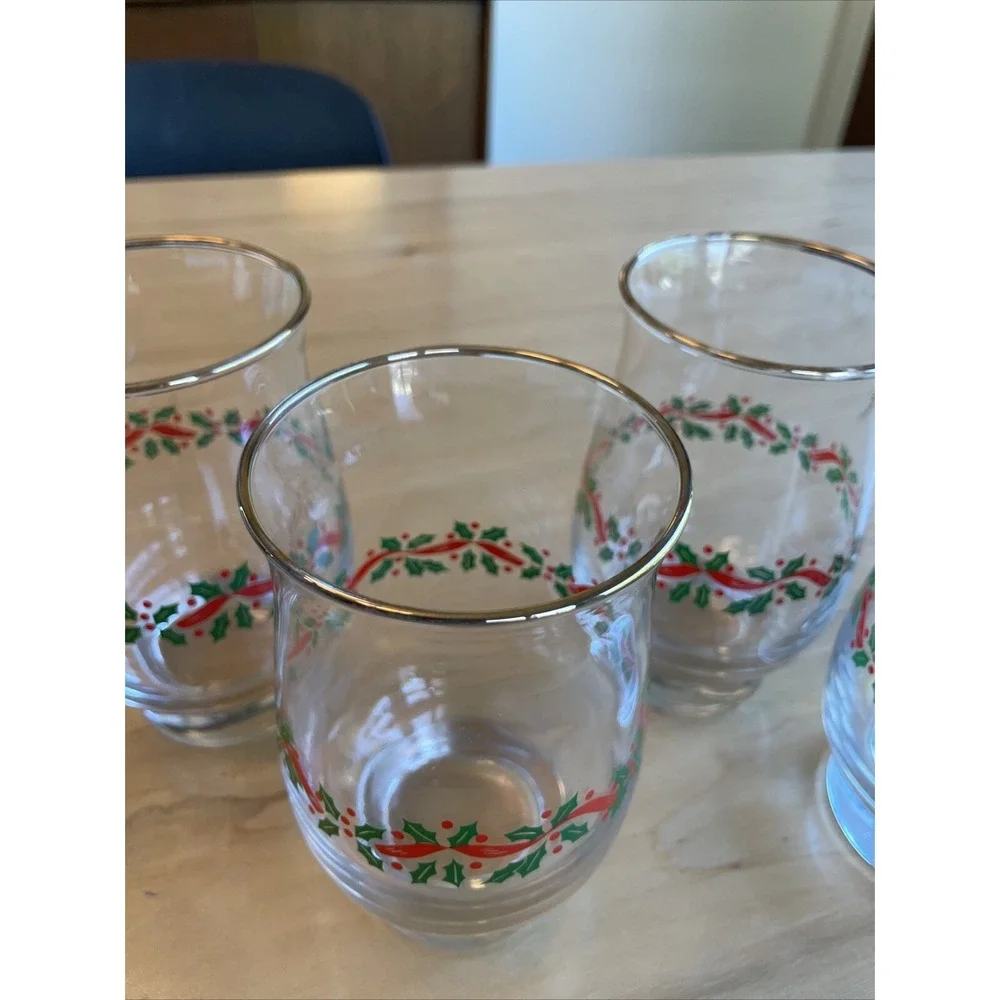 LOT OF 4 VINTAGE LIBBEY ARBY'S HOLLY RIBBONS GLASS TUMBLERS 5 1/4